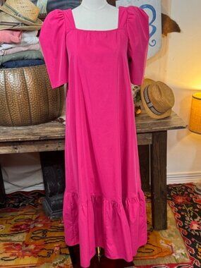 Elegant Pink Women's Dress